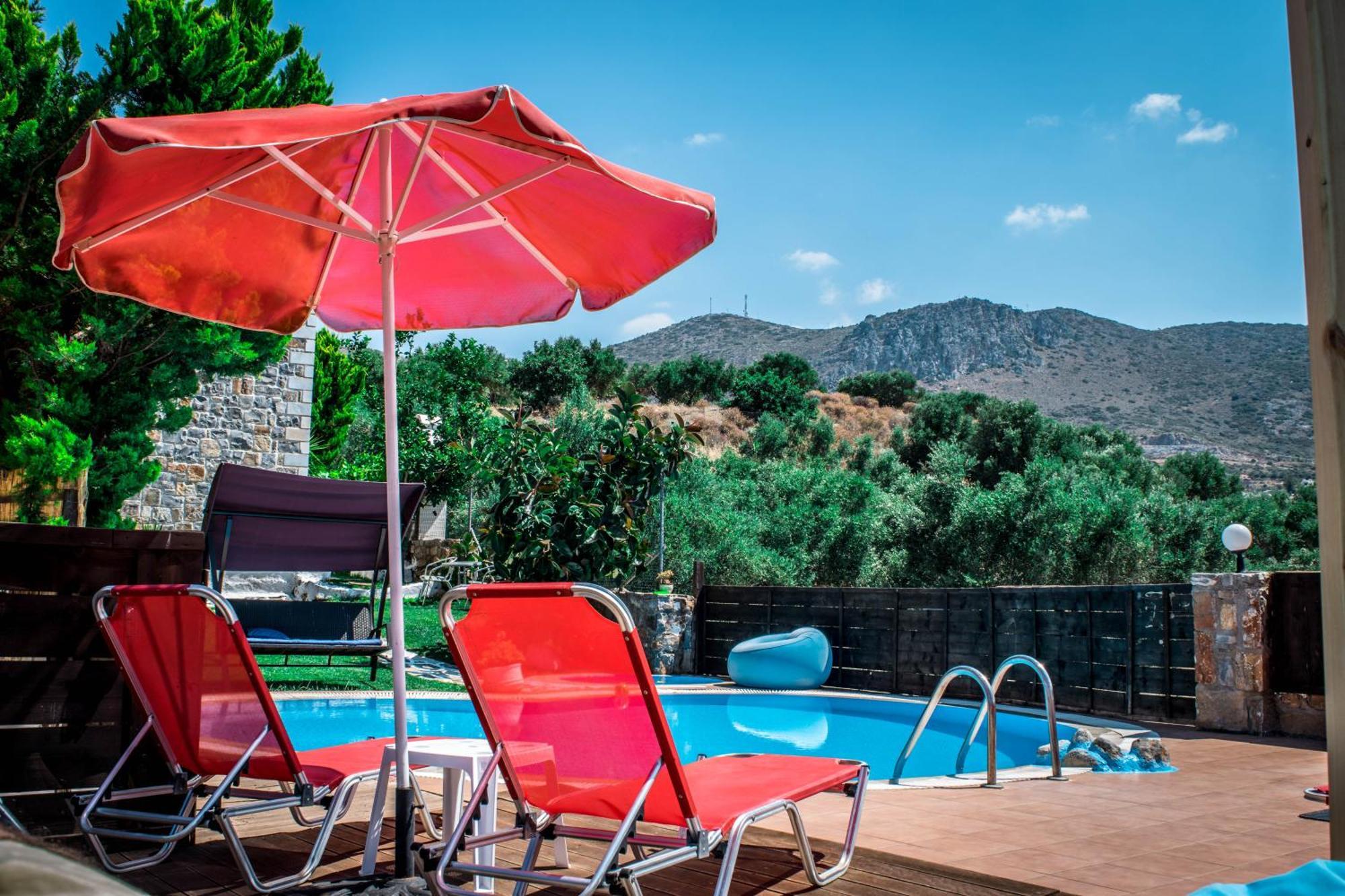 Niriides Luxury Villa