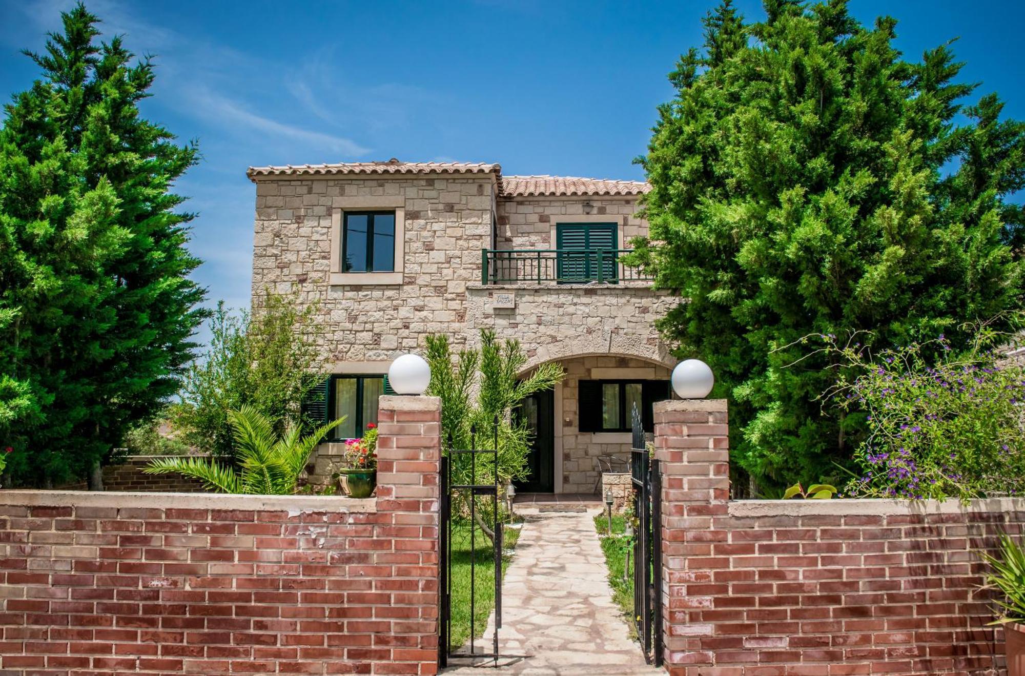 Niriides Luxury Vila Hersonissos (Crete)